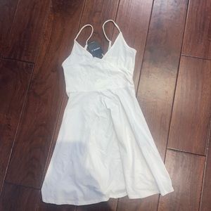 NWT Forever 21 Cut out back dress